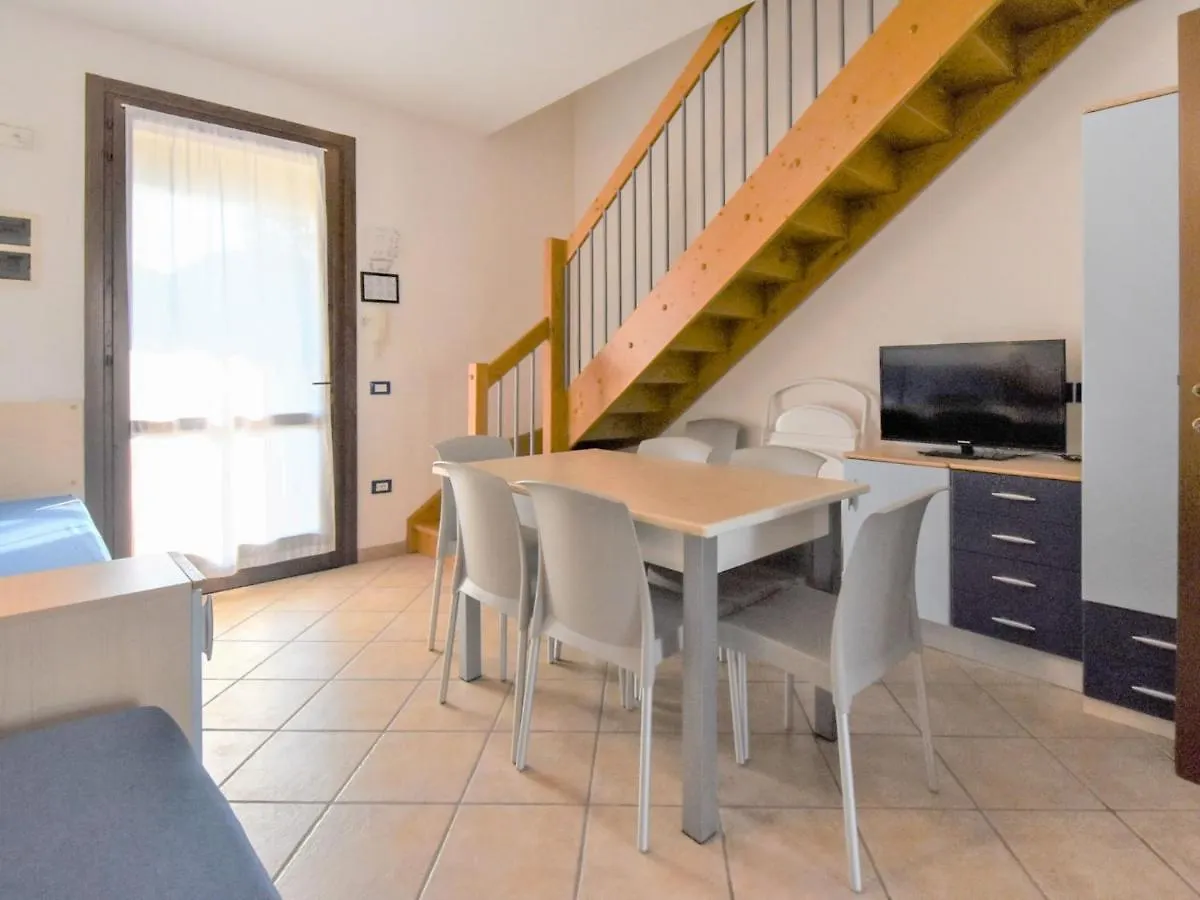 Apartment Michelangelo-2 By Interhome Lido di Spina Italie